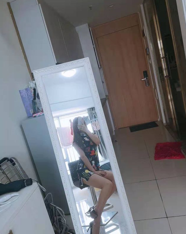 佛山新凯广场学生妹